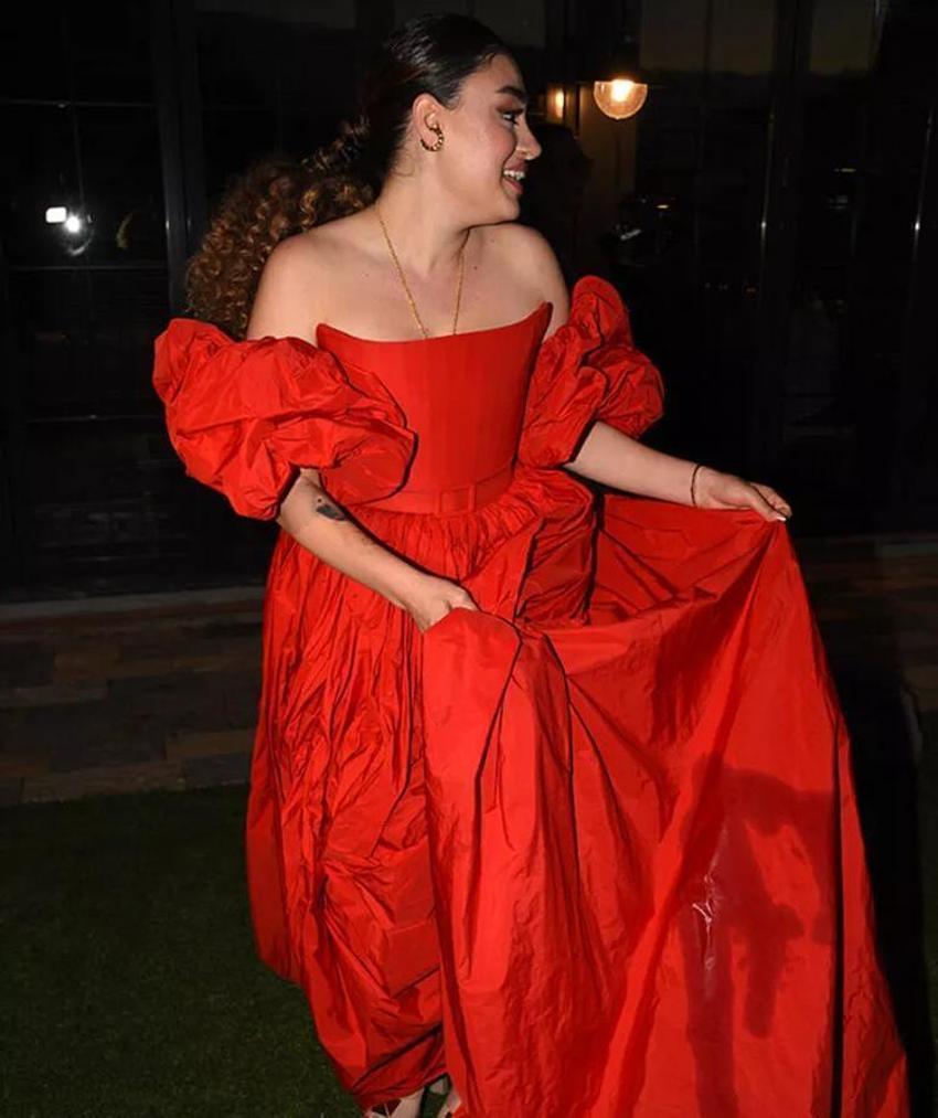 Dilan Çıtak Tatlıses'in nişanında talihsiz anlar! Elbiseye köpek işedi...