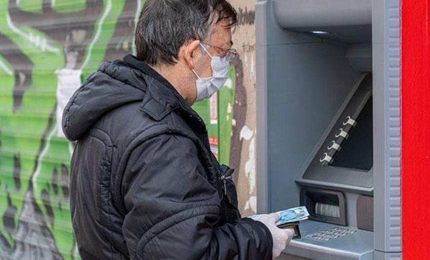 Emekli aylıklarına ve memur maaşlarına büyük zam! Oranlar artıyor, en düşük zam miktarı 2.874 TL olacak