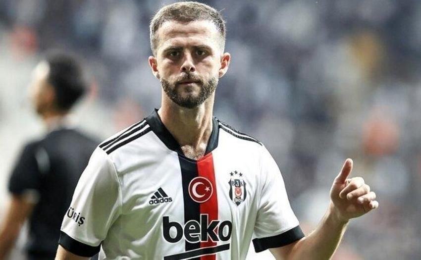 Biri kulübü çiftliğe çevirdi diğeri giderken tam 12 telefonu personellere hediye etti! Beşiktaş'ta 2 ayrılık
