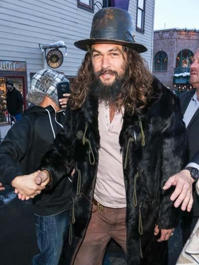 Jason Momoa ile Eiza Gonzalez birlikte mi?