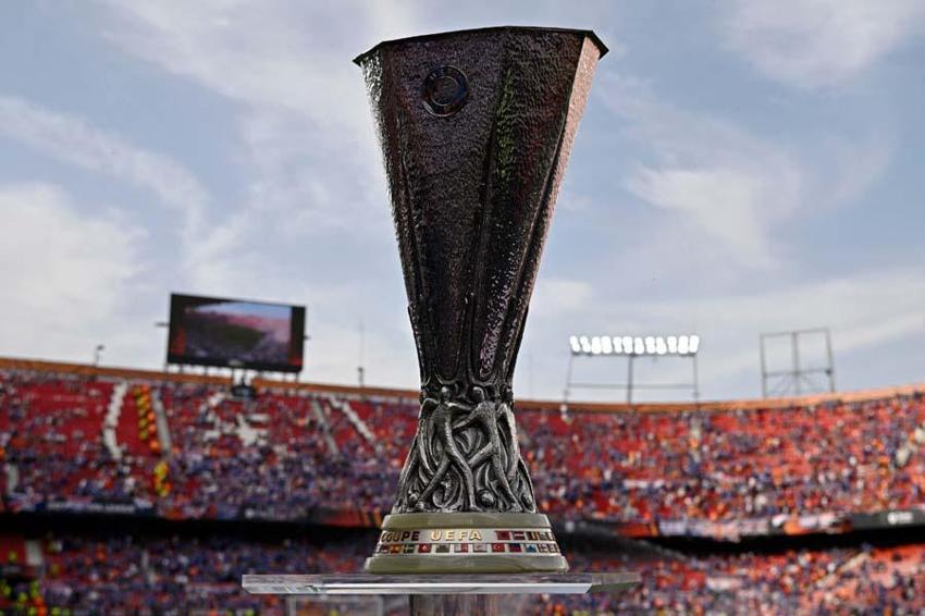 Eintracht Frankfurt UEFA Avrupa Ligi'nde inanılmazı başardı! 42 yıl sonra gelen zafer: Fenerbahçe, Galatasaray, Pelkas ve Torrent detayı...