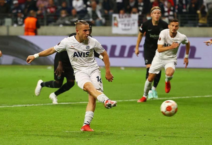 Eintracht Frankfurt UEFA Avrupa Ligi'nde inanılmazı başardı! 42 yıl sonra gelen zafer: Fenerbahçe, Galatasaray, Pelkas ve Torrent detayı...