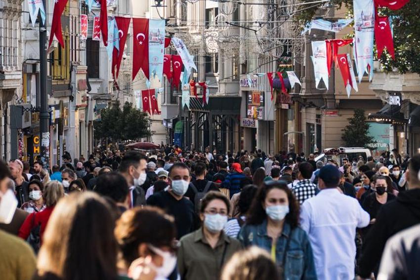 Çok bulaşıcı, tedavisi bile yok! Dehşete düşüren salgın patladı, dünya alarma geçti! İnsana böyle sıçradı...  