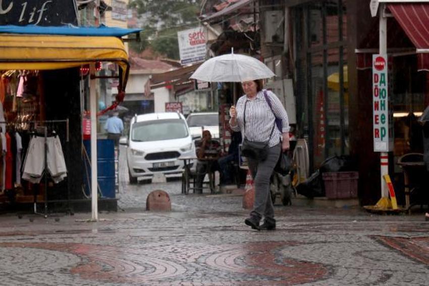 Kuvvetli sağanak ve kar yağışı uyarısı! Meteoroloji 66 il için son dakika duyurdu! Devam edecek, İstanbul, İzmir, Ankara, Antalya dahil...