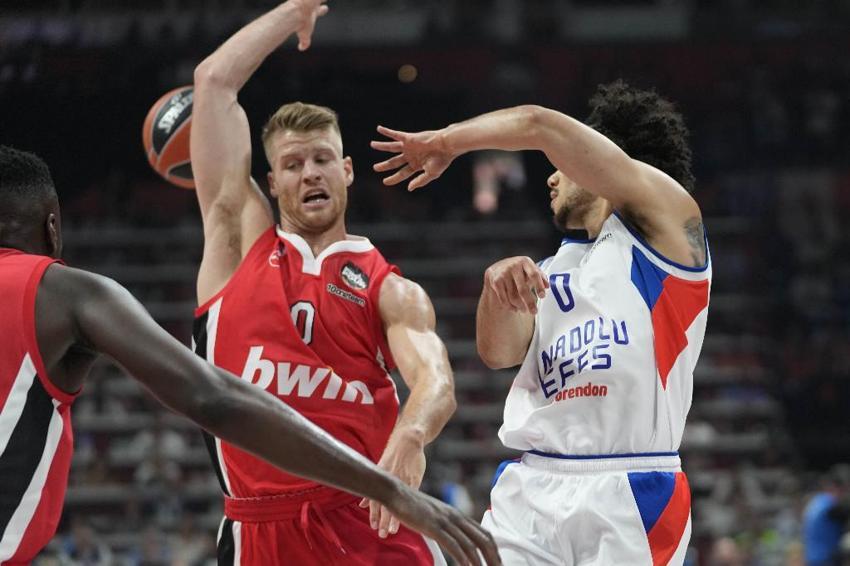 Anadolu Efes, Euroleague'de finale yükseldi!