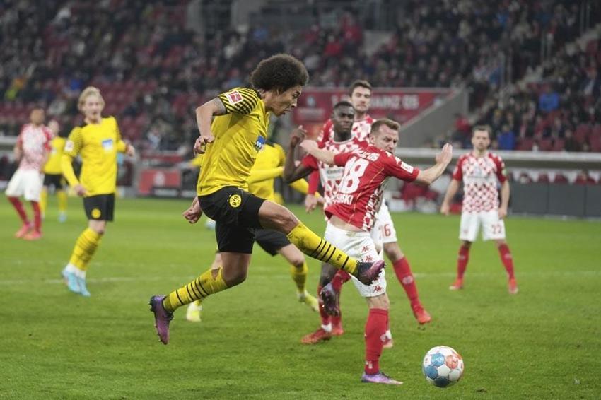 SON DAKİKA! Axel Witsel elden kaçtı 'Yeni Luka Modric' Galatasaray'a kaldı