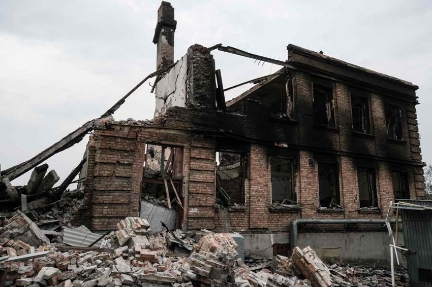 Rusya Ukrayna'da son kozunu oynadı! Zelenski'den acı itiraf geldi: Orası Cehennem!