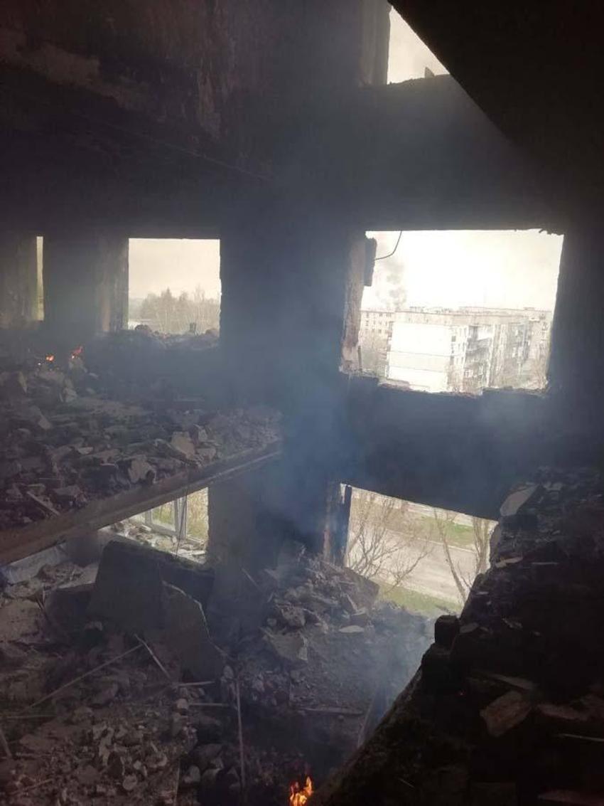 Rusya Ukrayna'da son kozunu oynadı! Zelenski'den acı itiraf geldi: Orası Cehennem!