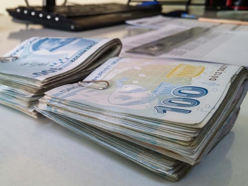 İhtiyaç, konut, taşıt kredisi faiz oranları değişti! Bankaya başvuran alıyor, resmen duyuruldu...