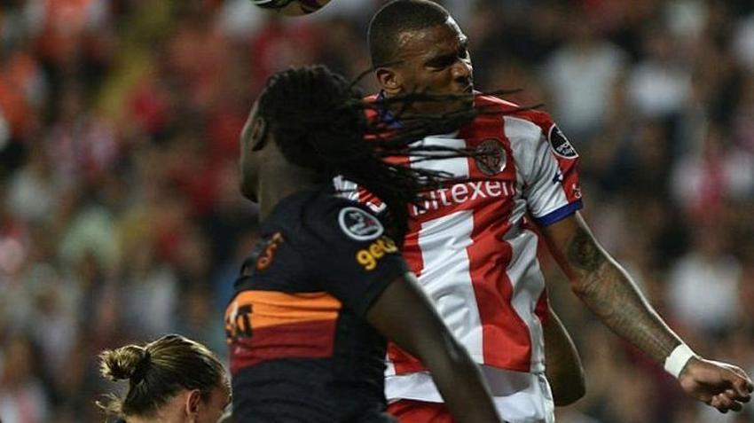 G.Saray'a dünyaca ünlü kanat forvet! Taraftar Bruma, Garry ve Onyekuru'yu unutacak