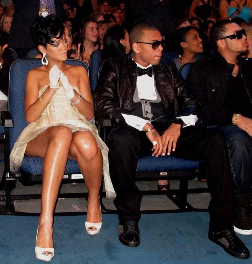 Chris Brown, eski aşkı Rihanna için paylaşım yaptı!