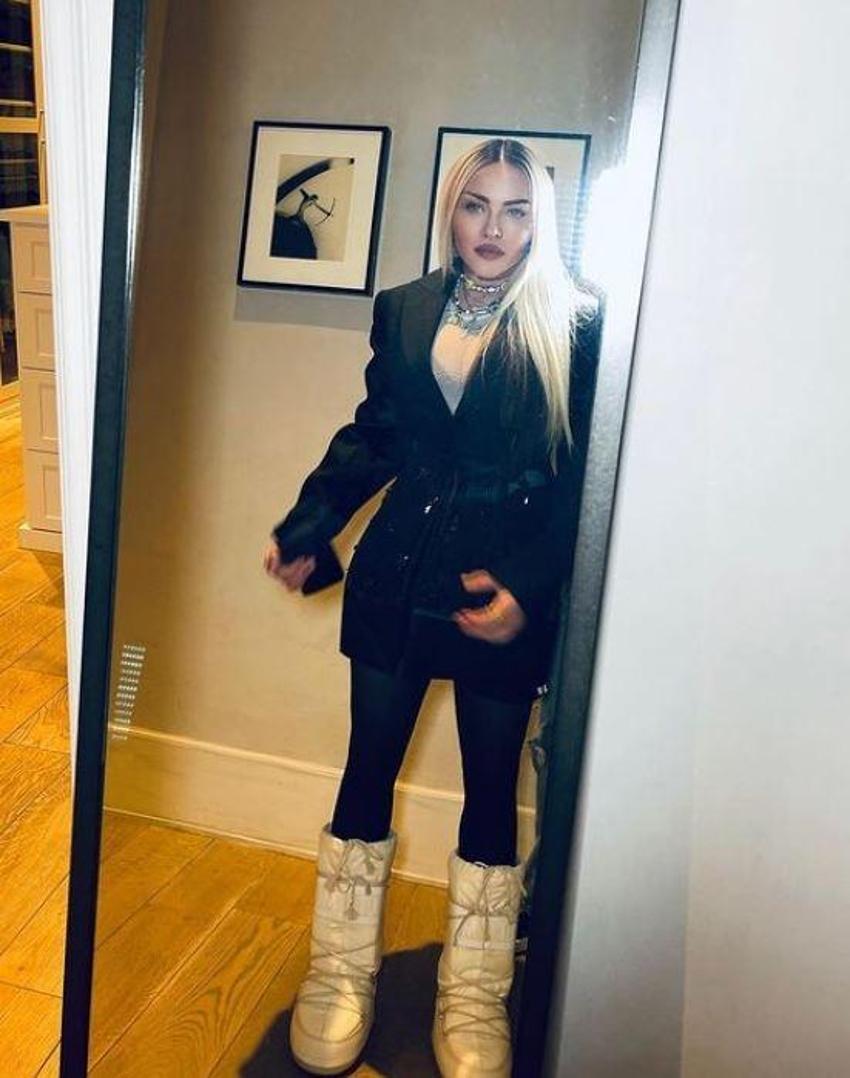 Madonna'ya Instagram şoku! Müstehcen görüntüler paylaştığı gerekçesiyle yasaklandı