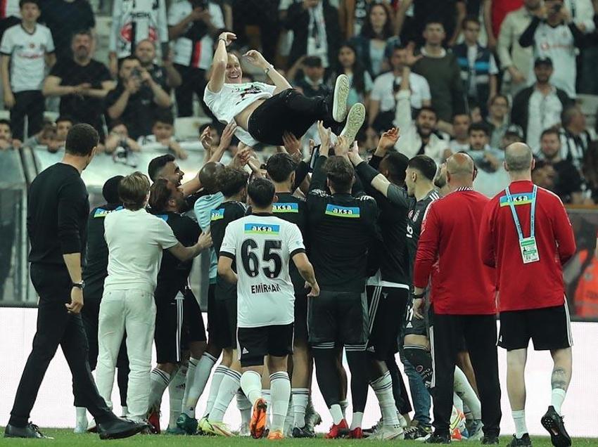 Biri 33 maçta sadece 2 gol attı Konyaspor maçından sonra iki yıldız Beşiktaş'tan ayrıldı