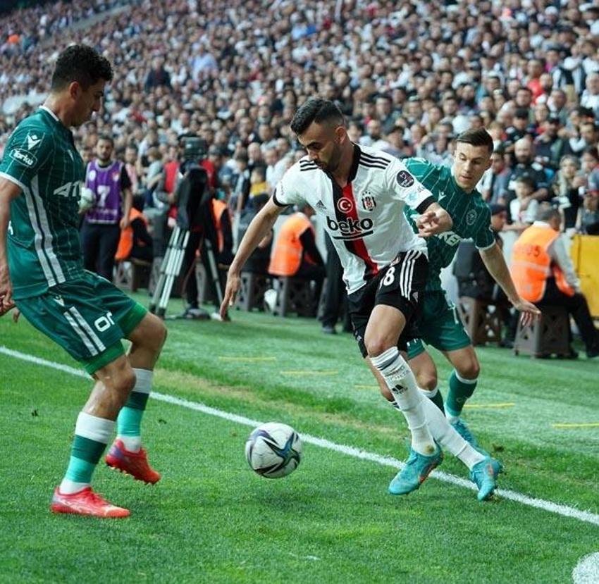 Biri 33 maçta sadece 2 gol attı Konyaspor maçından sonra iki yıldız Beşiktaş'tan ayrıldı