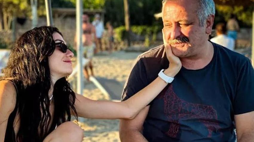 Hazar Ergüçlü, Onur Ünlü ile aşka geldi! Ünlü çift dudak dudağa...