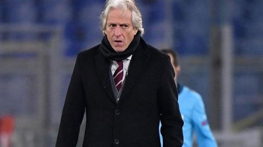 Ali Koç'un elinden hiçbir şey gelmiyor! Conte ve Mourinho Fener'in yıldızını zorla alacak!
