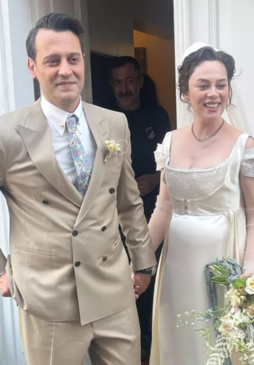 Demet Evgar ve Levent Babataş düğün yaptı!