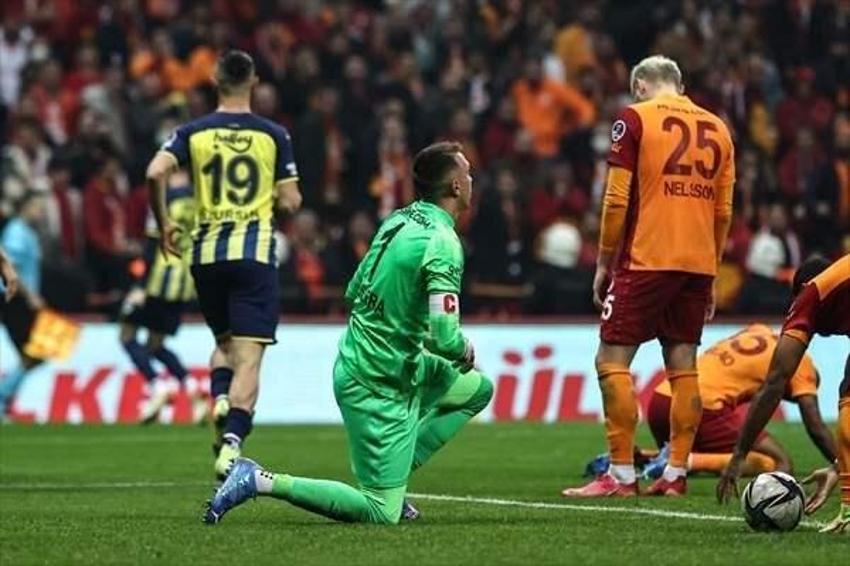 Muslera Dursun Özbek'i duydu dünyaca ünlü yıldızı açıkladı! 'Süper Lig'e getiririm'