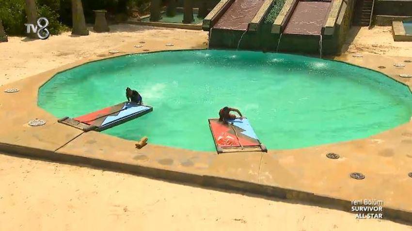 Survivor kim elendi, kim gitti? Survivor eleme adayı kim oldu? 22 Mayıs Survivor eleme adayı belli oldu! Survivor'da üçüncü dokunulmazlığı kim kazandı