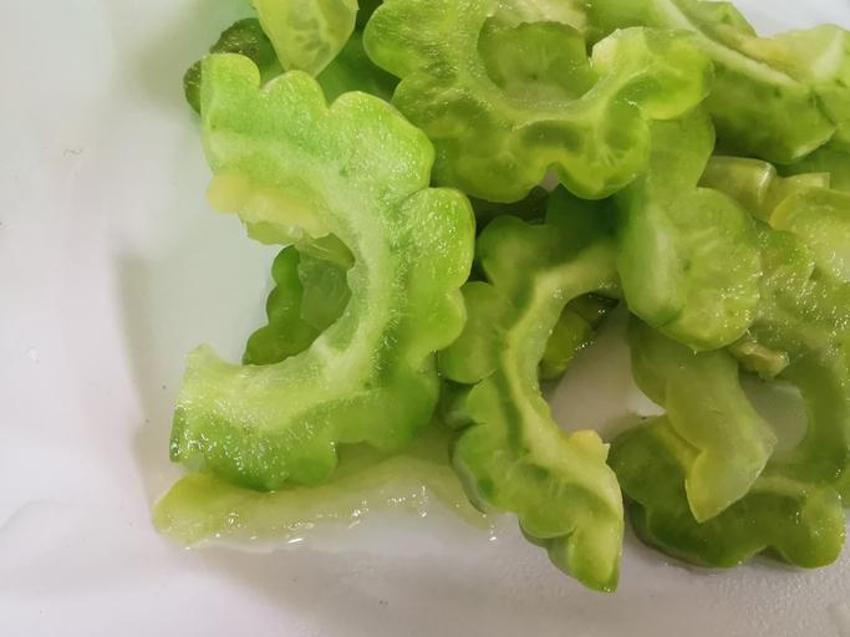 Antibiyotik etkisi var, kan şekerini dengeliyor, mide sorunlarına doğal şifa! Protein, demir, kalsiyum, fosfor, B ve C vitamini yönünden zengin...
