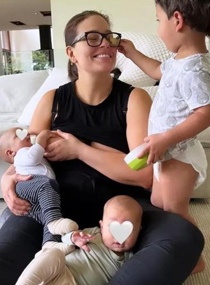 Ashley Graham ölümden döndü! 'Evde doğum yaparken neredeyse ölüyordum'