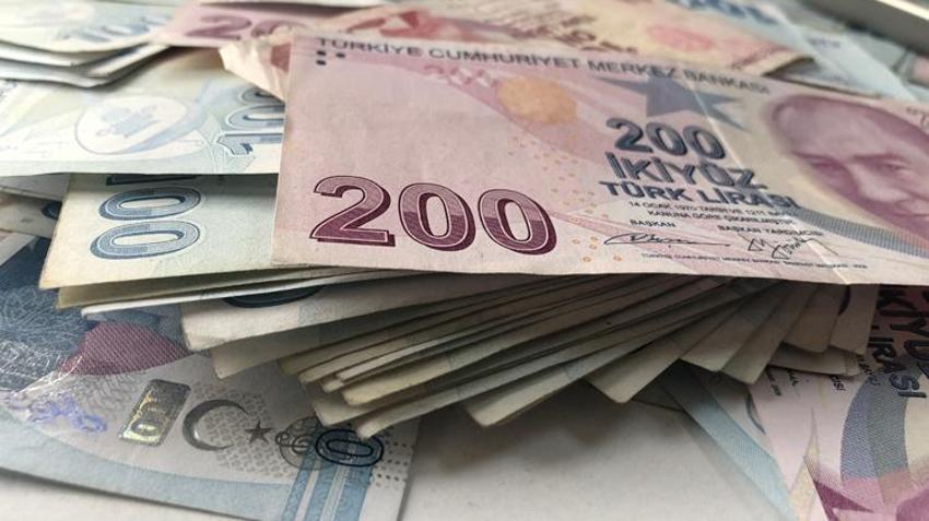 Memur maaşlarına ve emekli aylıklarına büyük zam! Oran ve tarih verildi! Görülmemiş rakam! Tek tek hesaplandı! En düşüğü 9.193 lira...