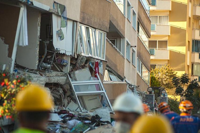 Deprem ile ilgili son dakika uyarısı! İstanbul, İzmir, Ankara dahil 45 ili, 110 ilçeyi vuracak! Liste duyuruldu, 7 ve üzeri sarsıntılar...