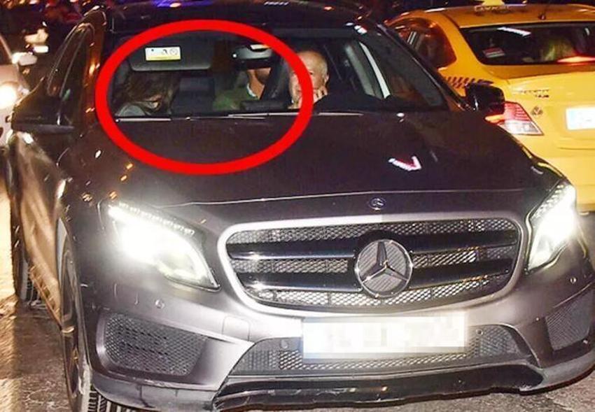 Eda Taşpınar'ın utangaç sevgilisi! Yine yüzünü gizledi...