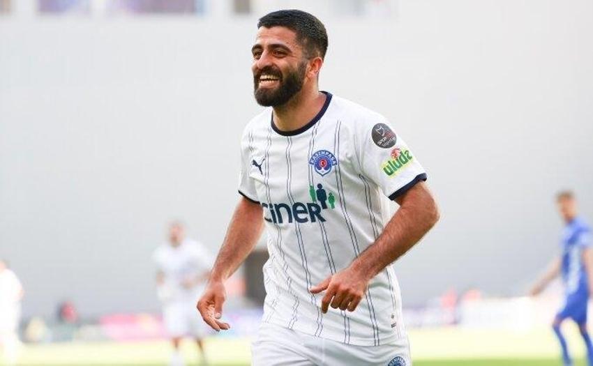 Canlı yayında açıkladı! Berisha ve Samatta'yı gözden çıkardı G.Saray'ın yıldızı için pusuya yattı