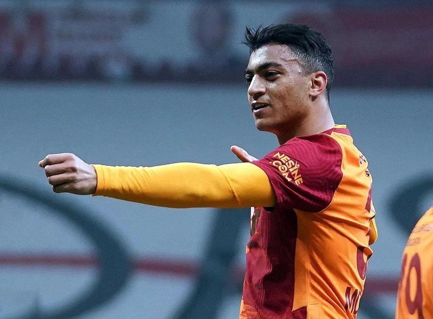 Canlı yayında açıkladı! Berisha ve Samatta'yı gözden çıkardı G.Saray'ın yıldızı için pusuya yattı