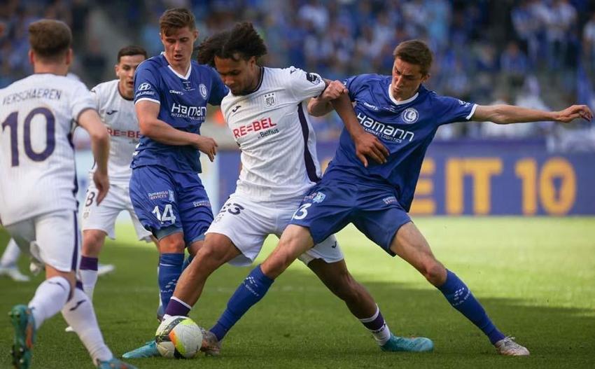 Transfer hamleleri peş peşe! Galatasaray, Fenerbahçe, Beşiktaş ve Trabzonspor harekete geçti...