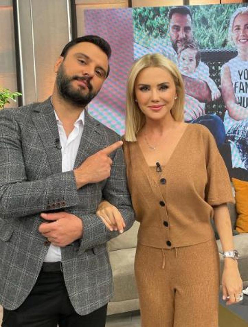 Ece Erken eşi öldükten sonra ilk kez canlı yayına katıldı! Müjdeli haberi canlı yayında verdi...