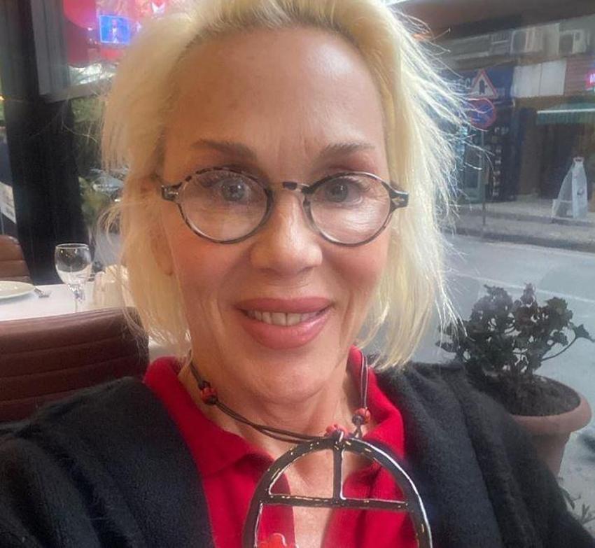 Billur Kalkavan kedisinin ölümüyle sarsıldı: 'Hastalığımın başladığı zamana denk geliyor'