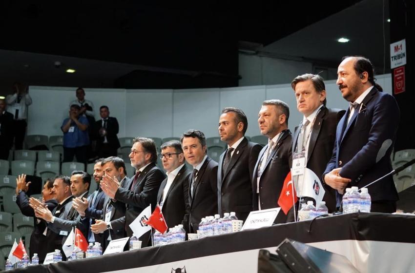 Ahmet Nur Çebi'den olay sözler: 'Ölmek üzereyim' dedi ve bombayı patlattı