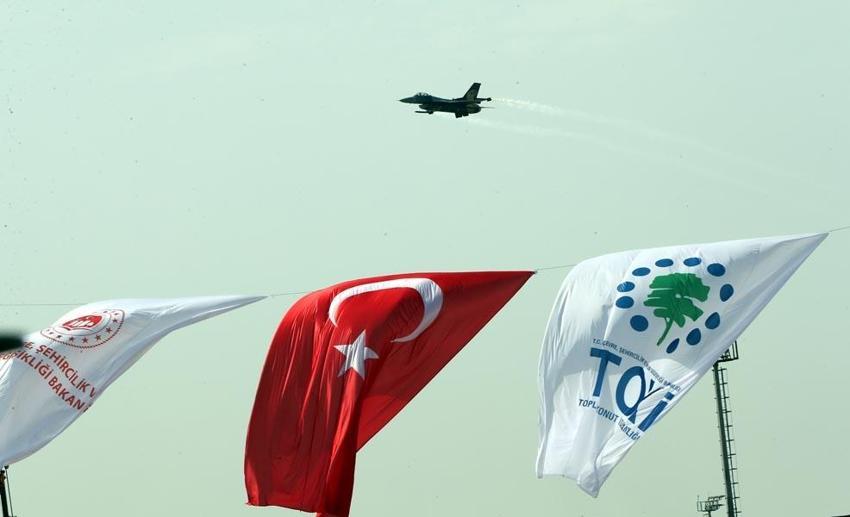 İstanbul'da fetih coşkusu! Atatürk Havalimanı'na ziyaretçi akını