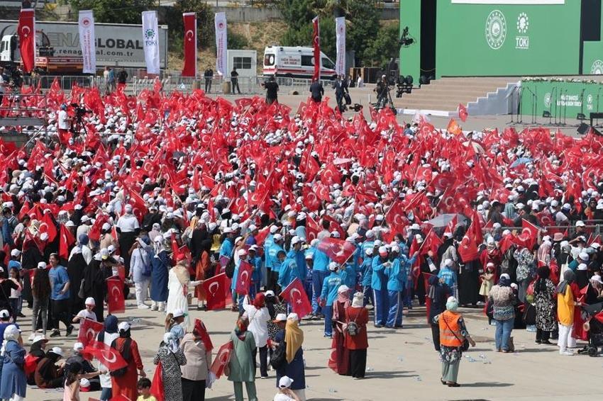 İstanbul'da fetih coşkusu! Atatürk Havalimanı'na ziyaretçi akını