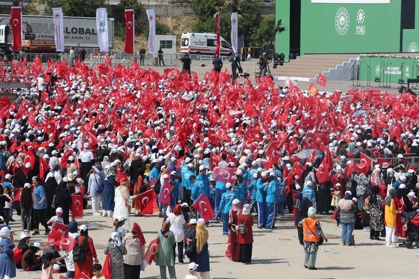 İstanbul'da fetih coşkusu! Atatürk Havalimanı'na ziyaretçi akını