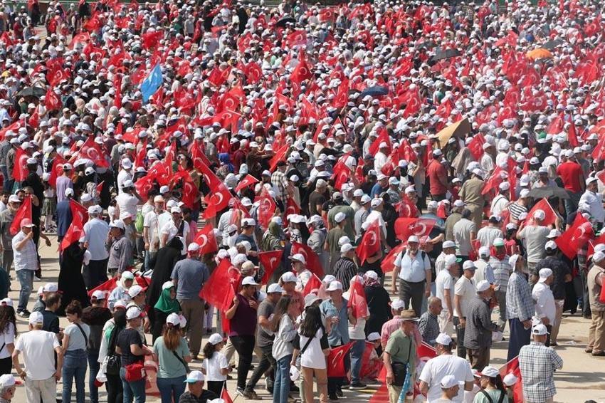 İstanbul'da fetih coşkusu! Atatürk Havalimanı'na ziyaretçi akını