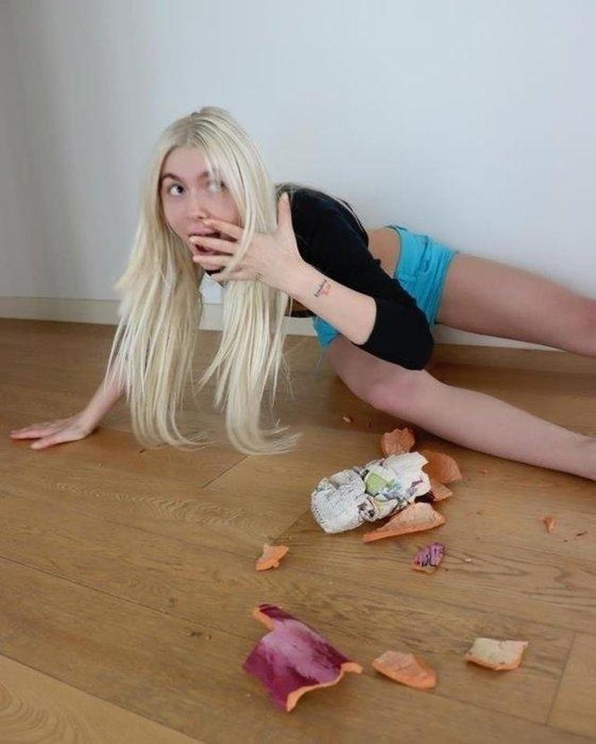 Aleyna Tilki'nin sütyensiz fotoğrafı olay yarattı! Yatak odasında bu pozu verdi