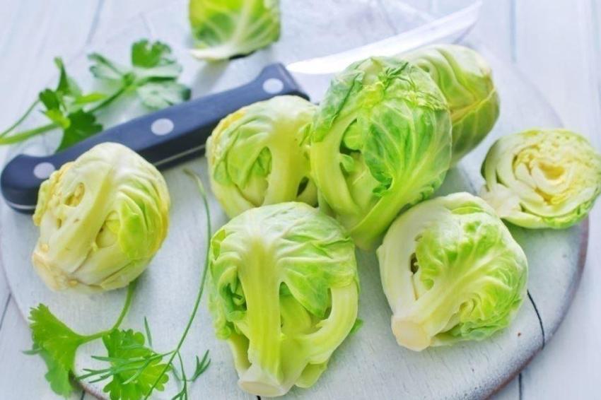 Karaciğer yağlanmasıyla savaşıyor! Vücudu temizliyor, zehri söküp atıyor, günde sadece iki kez tüketen gençleşiyor