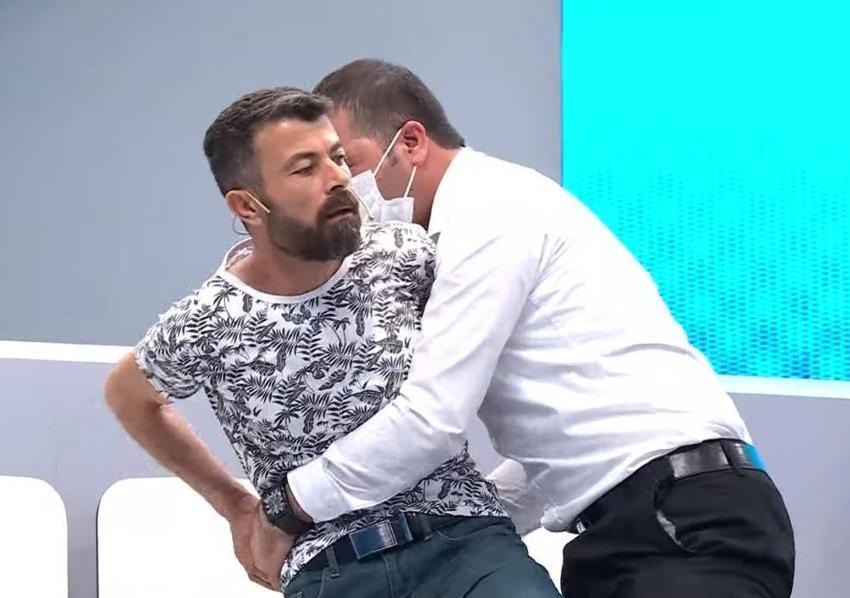 Müge Anlı'da gergin anlar! Güvenlik güçleri zor zaptetti! Muhammet Burhan cinayetinde yeni gelişme...