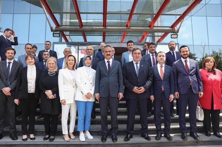 Demirören Medya Lisesi açıldı! Eylül 2022'de eğitim hayatına başlayacak