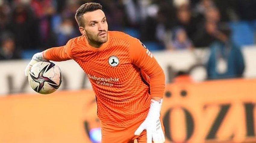Torrent Muslera'yı eleştirmiş Pena Barcelona'ya geri gitmişti! İşte G.Saray'ın yeni kalecisi