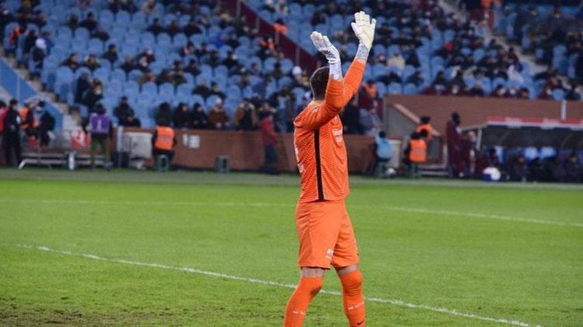 Torrent Muslera'yı eleştirmiş Pena Barcelona'ya geri gitmişti! İşte G.Saray'ın yeni kalecisi