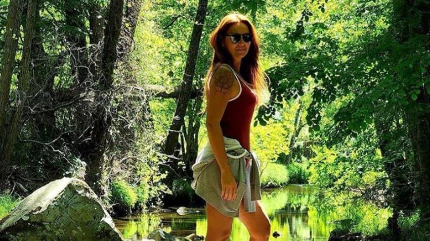 Pınar Altuğ yatak odasından paylaştı! '20'liklere taş çıkarır'