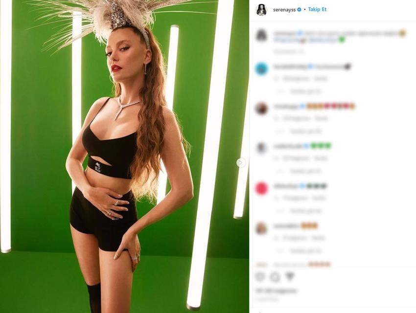 Pembe kombini çok beğenilmişti! Serenay Sarıkaya'dan olay poz: 'Semt oturuşunu sizden öğrenecek değiliz' 