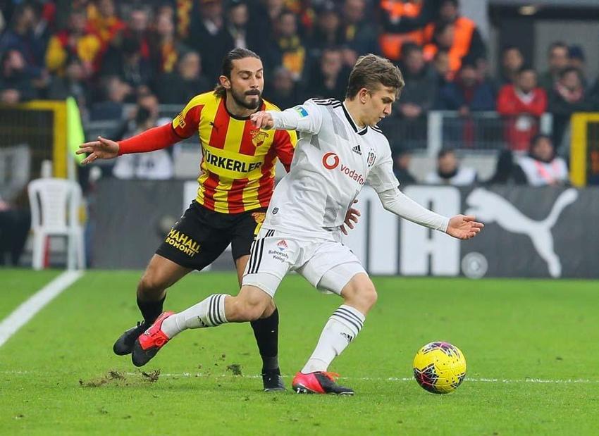 Galatasaray transferde 7 isimle prensipte anlaştı! İlk ayrılık gerçekleşti: Florya'dan ayrıldı...