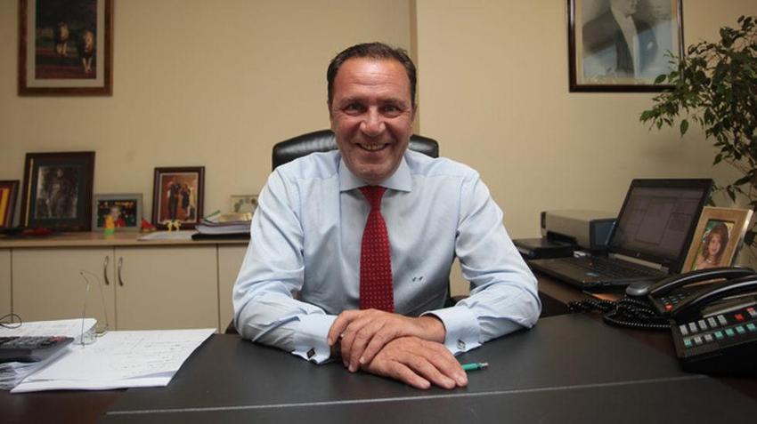 Parasını Ünal Aysal verecek! Eşref Hamamcıoğlu'nun dünyaca ünlü teknik direktörü ortaya çıktı