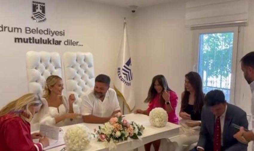 Ece Erken'den kaybettiği eşi Şafak Mahmutyazıcıoğlu'na: Oğluma baba, bana her şeydin, çok sevdim çok!