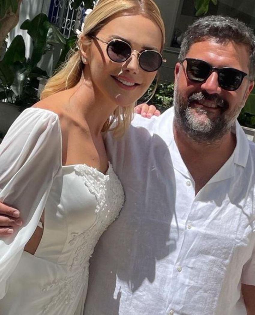Ece Erken'den kaybettiği eşi Şafak Mahmutyazıcıoğlu'na: Oğluma baba, bana her şeydin, çok sevdim çok!